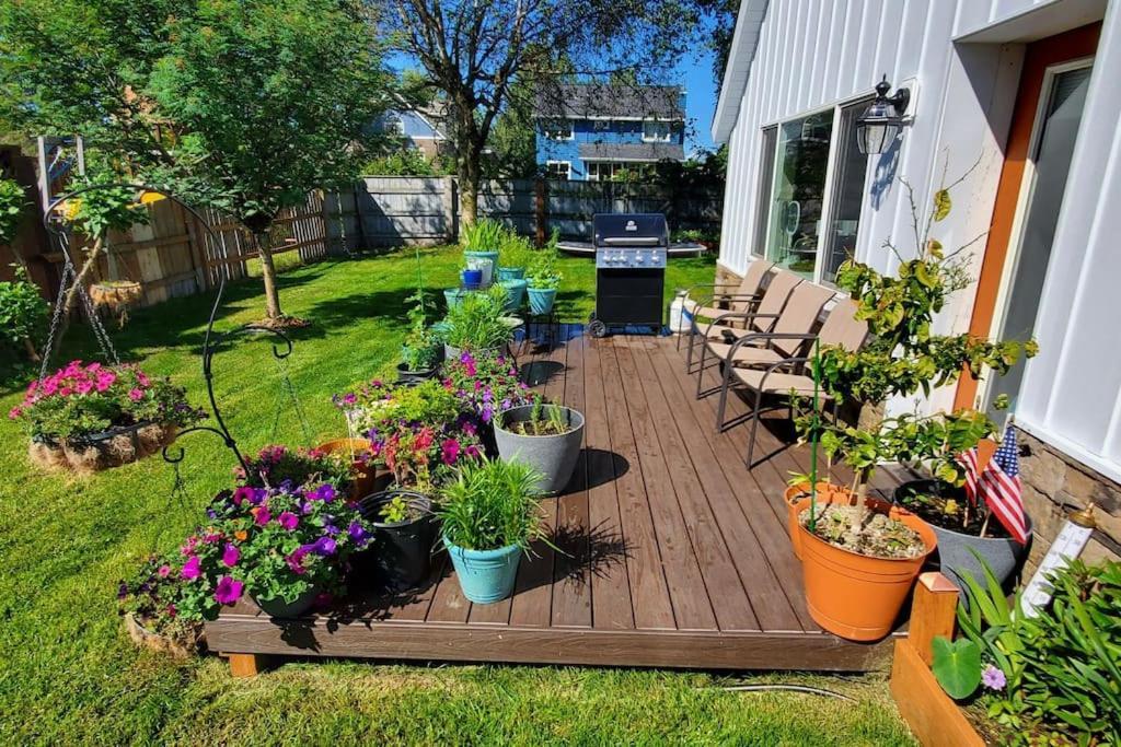 Luxury Dt Cottage - Free Parking - Self Check-In アンカレッジ エクステリア 写真